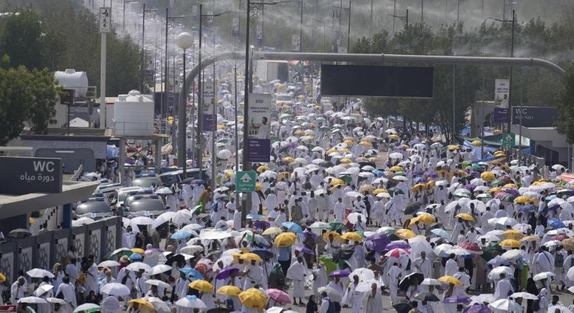 Tragédiába fulladt a mekkai zarándoklat: legalább 14 ember vesztette életét