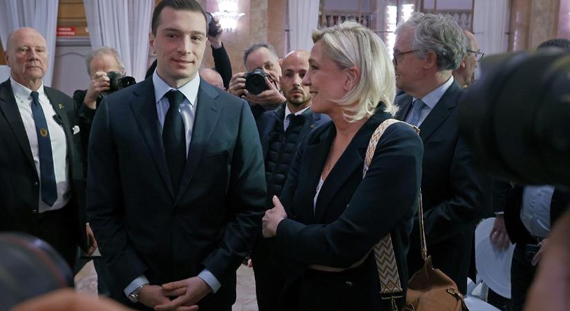 Egy atomhatalom miniszterelnöke lehet Le Pen 28 éves "oroszlánkölyke"