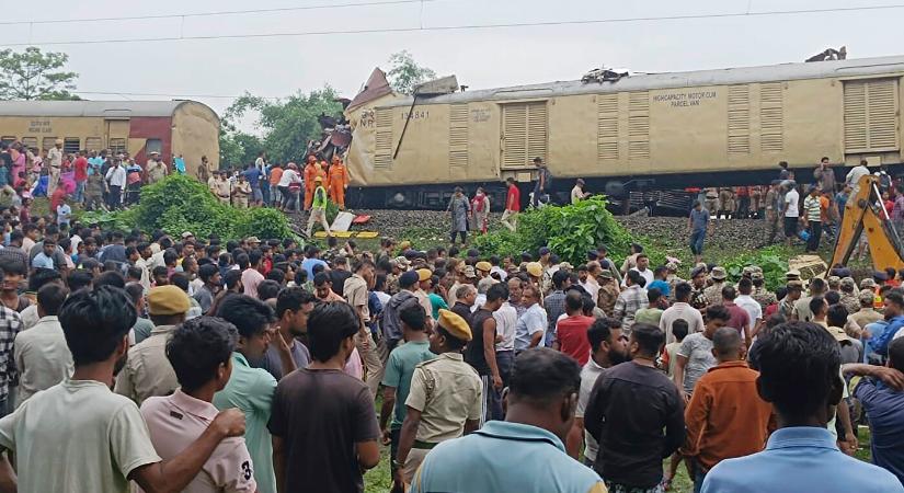 TRAGÉDIA: Súlyos vonatbaleset történt, legalább tizenhároman meghaltak
