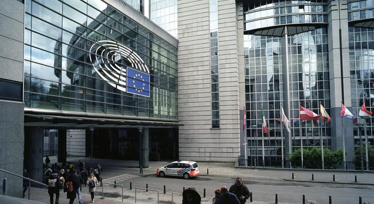 Több tízmillió forintnyi búcsúpénzt kapnak a távozó EP-képviselők