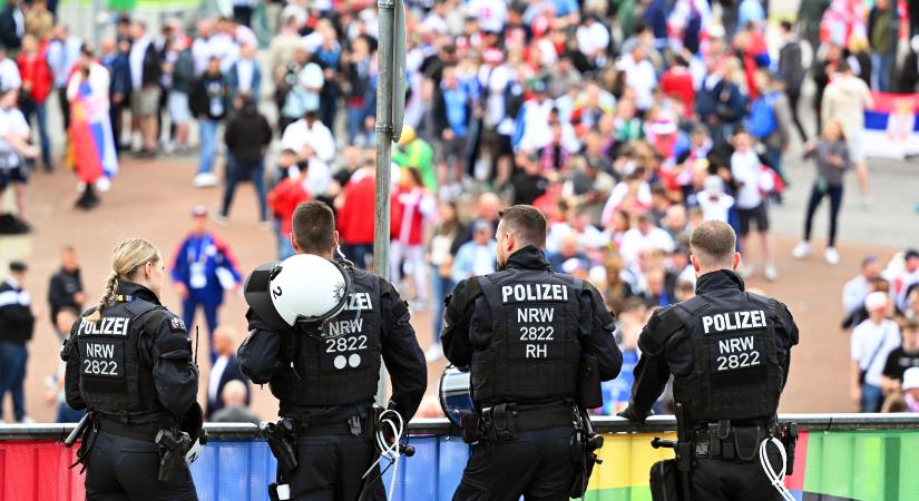 Alkohol helyett kannabisz – fergeteges javaslattal rukkolt elő a német rendőrség