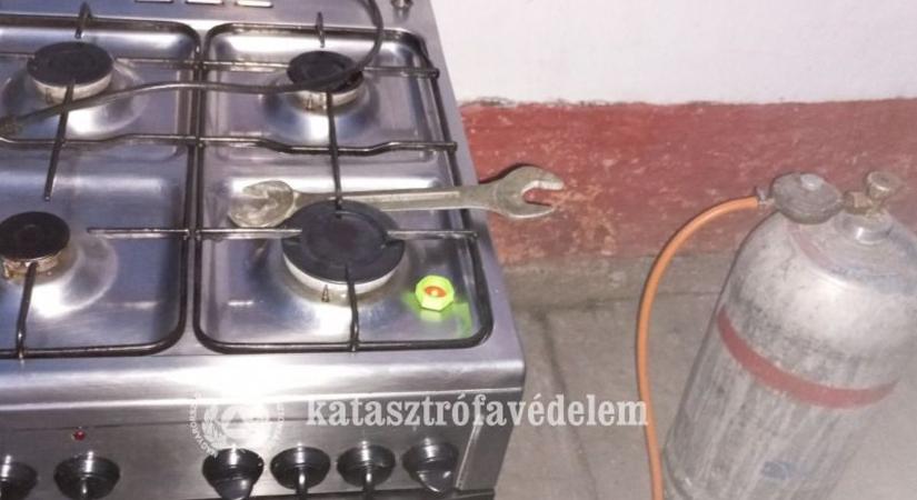 Szivárgott a tűzhelyre szerelt háztartási gázpalack Sarkadon