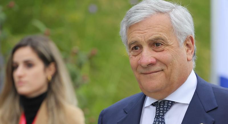 Antonio Tajani nem zárja ki az Európai Néppárt és a konzervatív erők szövetségét
