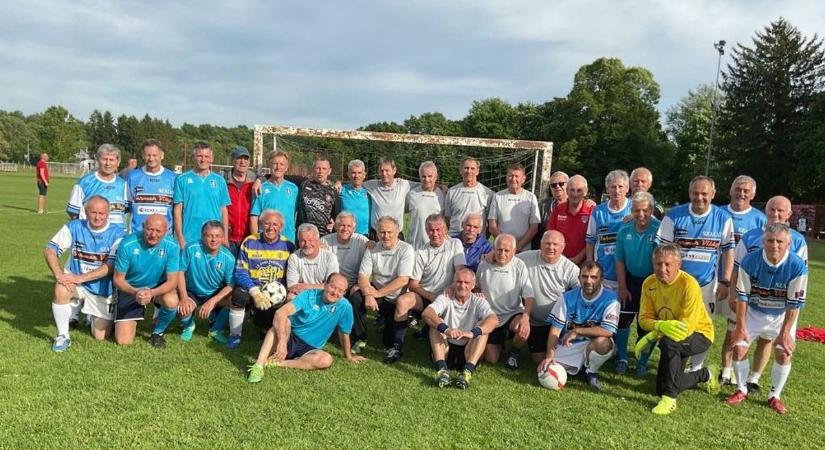 Három csapat vett részt a 60 év feletti labdarúgók vármegyei sorozatán