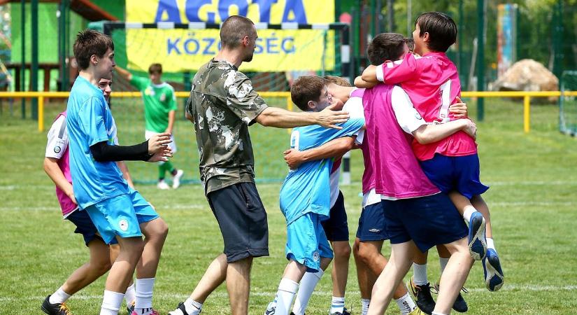 Szlovákia nyerte az állami gondozottak labdarúgótornáját ÁGOTA Falván – galériával