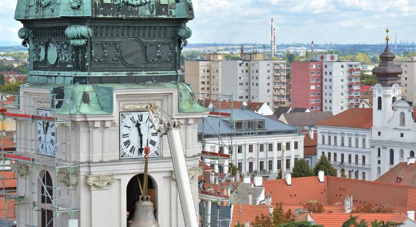 Bőröndben rejtegették a fiatal nő holttestét a családi dráma után Győrben