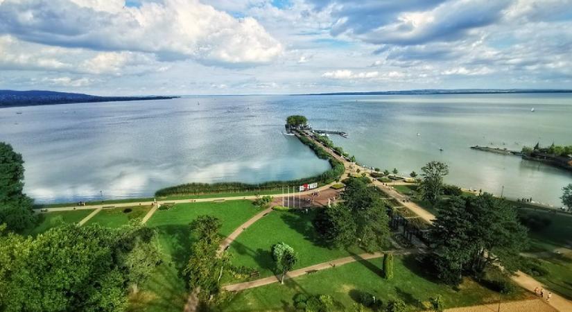 A balatoni turisták ingyen kaphatják meg ezt a szolgáltatást, erre a helyre kell elutaznod, ha spórolni akarsz