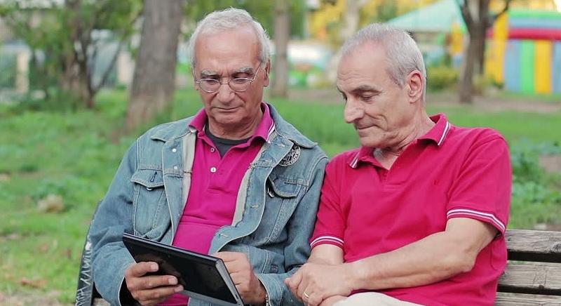 Rekordmagas a dolgozó nyugdíjasok száma Magyarországon
