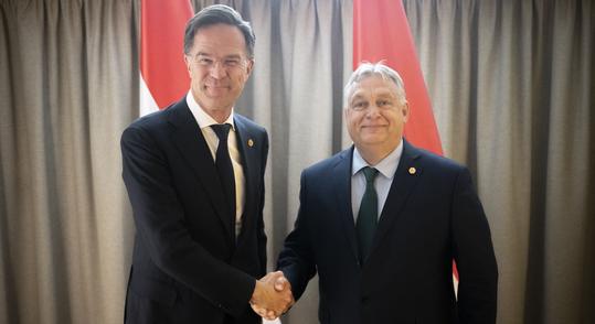 Orbán Viktor Mark Ruttével tárgyalt, talán szóba kerültek a leköszönő holland kormányfő NATO-főtitkári kilátásai is