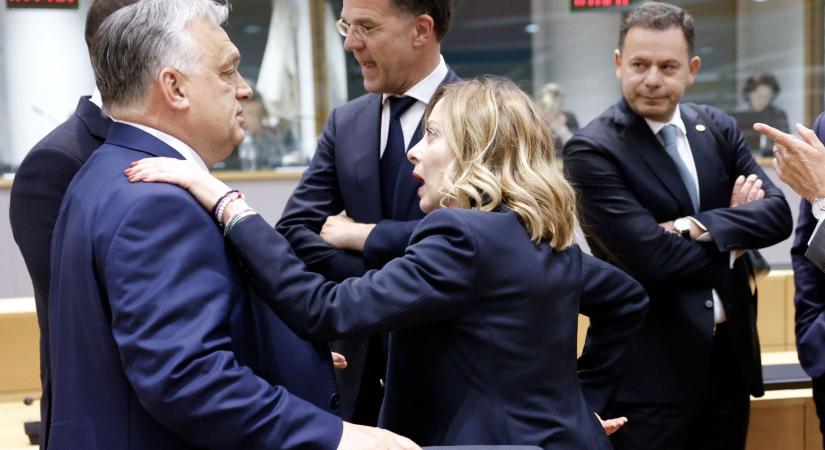 Orbán Viktor munkavacsorán vesz részt az uniós vezetőkkel