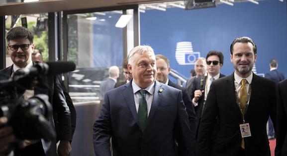 Kemény este Brüsszelben, Ursula von der Leyen nagyot akadályokba ütközött, Orbán Viktor mégis dühös