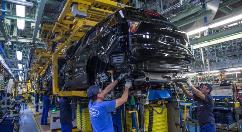 Újabb 1600 embert küld el a Ford spanyol gyára