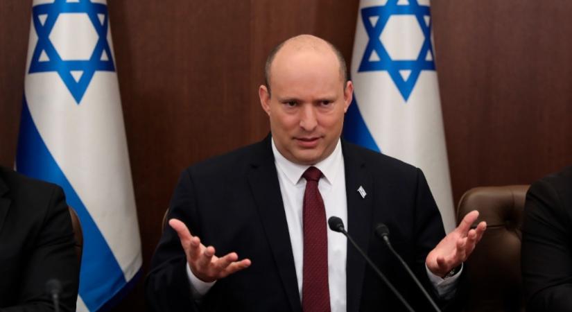 A feje tetejére állhat minden: Naftali Bennett újra belengette a visszatérését