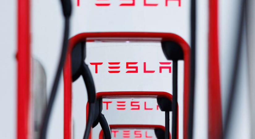 Ellopták a Tesla akkumulátor-titkait