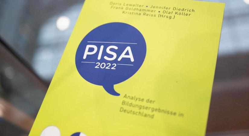 Friss PISA-eredmények: ebben óriási a különbség a gimnáziumban és a szakképzésben tanuló diákok között Magyarországon