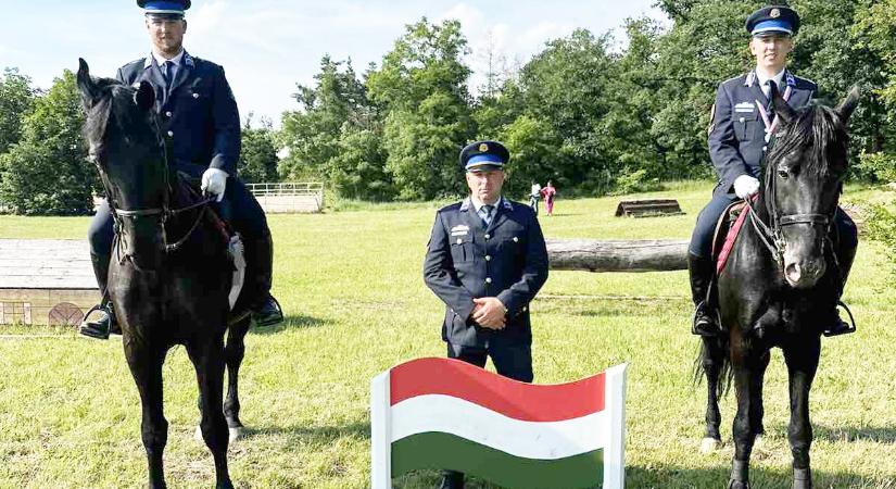 Mezőhegyesi mén és magyar rendőr lett a nemzetközi verseny ezüstérmese Brnóban