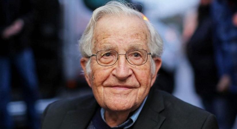 Durva álhír terjedt el a közismert nyelvész-íróról, Chomsky feleségének is meg kellett szólalnia