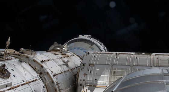Gond van a Boeing űrhajójával, újra elhalasztotta a NASA a visszatérését