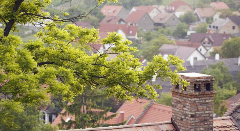 Drasztikus lépésekkel venné át az állam a felügyeletet egy sor önkormányzat felett