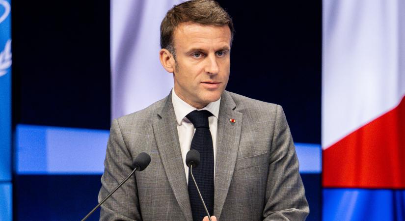 A francia elnök transzfób megjegyzése saját pártját is megosztja