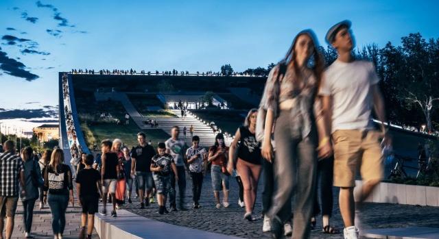 Éjféli séták, színház, filmek és koncertek Budapesten a Múzeumok Éjszakáján