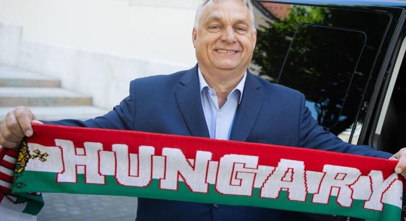 Hadházy: Orbánék honvédségi gépekkel repülhettek a németországi foci-Eb-re