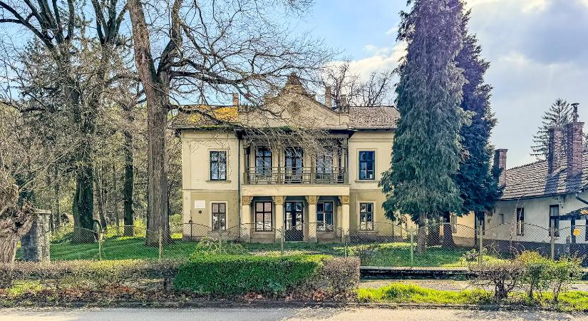 Eladó a pilismaróti Heckenast-villa