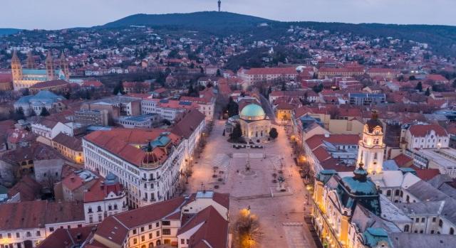 Pécs idén is könnyűzenei koncertekkel indítja a nyarat