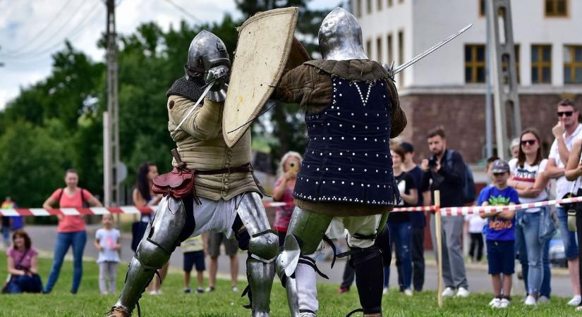 Hamarosan debütál a Máré-vár legendáját bemutató zenés színházi előadás