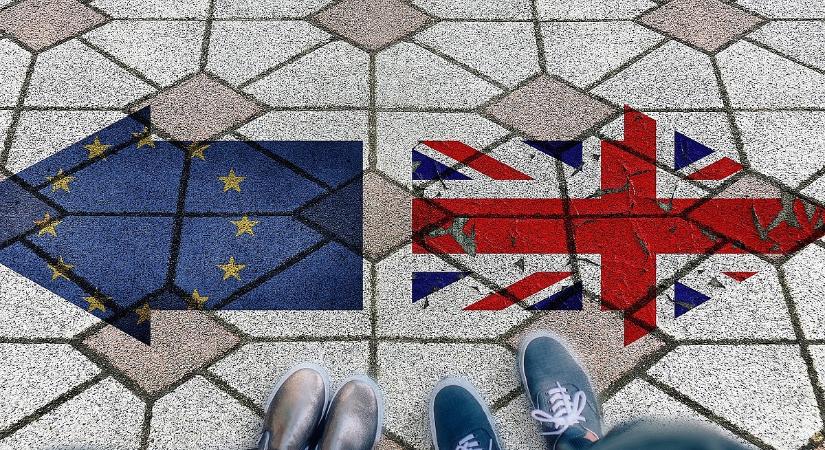 Újabb gyomrost kaphatnak a britek az EU-tól: szöknek a bankok?