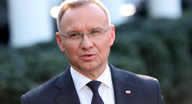 Lengyelország elnöke kitüntette Magyarország varsói nagykövetét