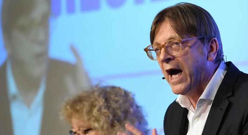Megint fröcsög Daniel Freund és Guy Verhofstadt