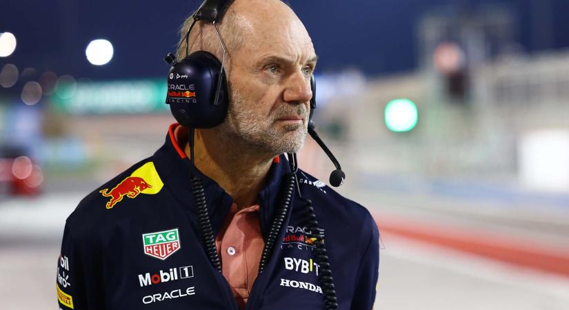 Newey titokban az Aston Martin F1-es gyárába látogatott