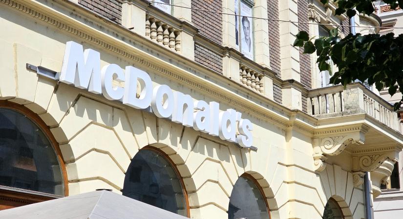 McDonald's nyílik a Piac utcai MÁV-székházban