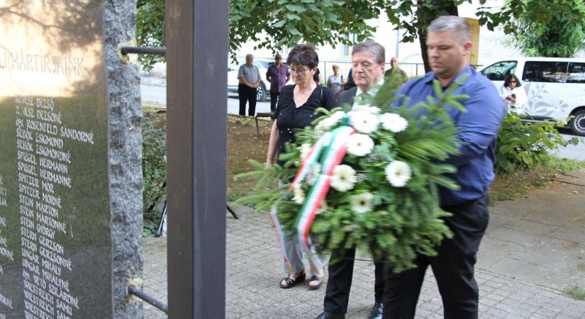 A holokauszt 80 éve elhurcolt kalocsai áldozataira emlékeztek