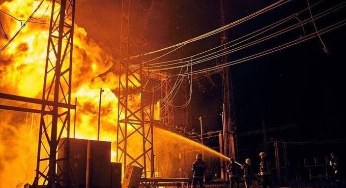 Ukrán kormányzó: Herszon város egészében megszakadt az áramellátás az orosz támadások miatt