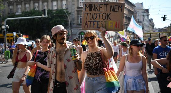 A legtöbb párt ott lesz az idei Pride-on, nem tudni, a Fidesz, a Tisza és az MSZP elmegy-e