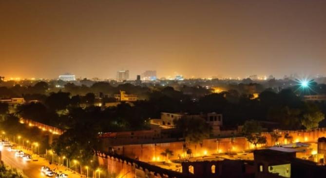 35,2 fokos minimumot mértek kedd éjjel India fővárosában