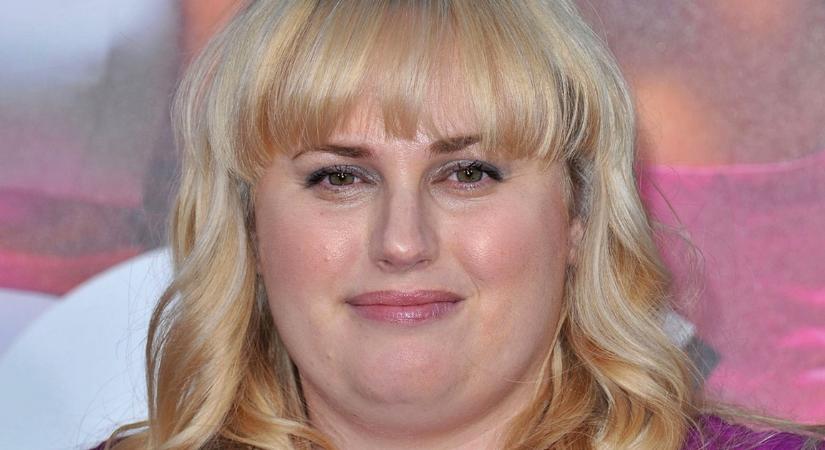 A duci színésznő 35 kilós fogyása után lehengerlően néz ki – Friss fotókon a látványos változás