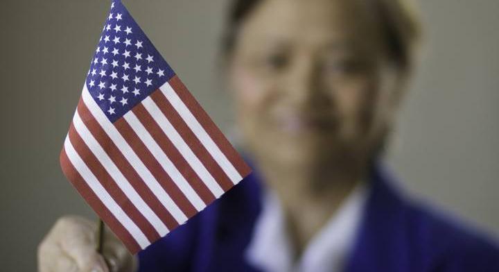 Újabb 7 millió bevándorló fedezheti az USA-ban a nyugdíjakat