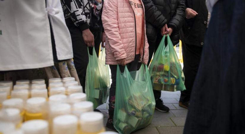 Egyensúly Intézet: A magyarok közel fele éppen hogy ki tud jönni a jövedelméből, a szülők harmada nem evett eleget az elmúlt két évben azért, hogy etetni tudja a gyermekét