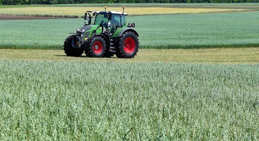 Fendt traktor, a világ legerősebb négyhengeres motorjával