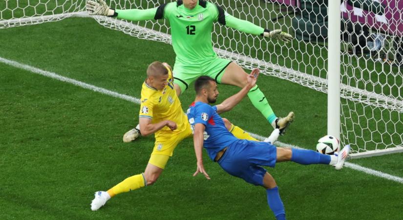 Nem dőlt el a továbbjutás: Ukrajna brusztolós meccsen verte Szlovákiát