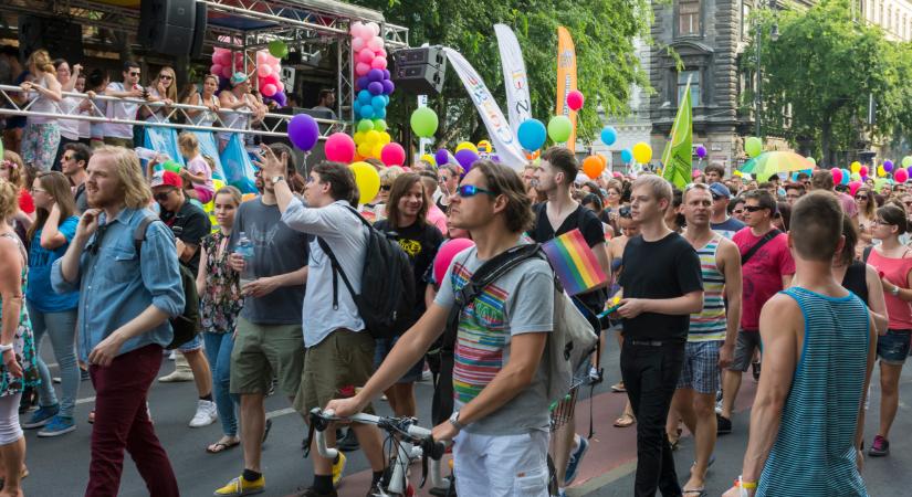 Rengeteg utcát lezárnak a Budapest Pride miatt: erre figyeljen, aki szombaton közlekedne