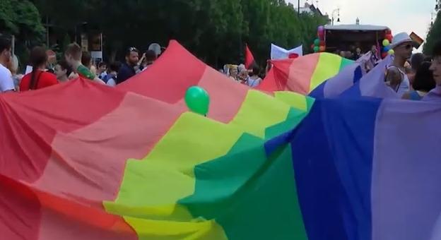35 nagykövetség tiltakozik a magyarországi "anti-LMBTQ törvények" ellen  videó