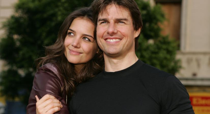 Pasijával bálozott Tom Cruise lánya: Suri nagyon szép volt a szalagavatóján