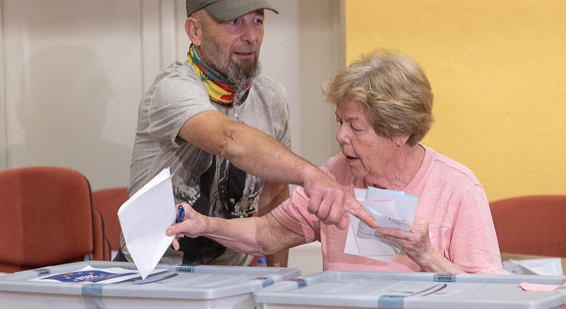 Intőt adtak a szlovénok Golob kormányának