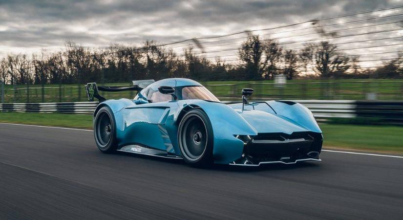 Apró villanyautóval verték meg a Mercedes AMG One-t