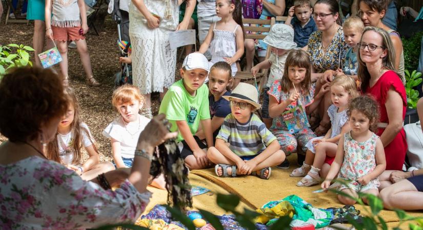 Fergeteges születésnapi programok a diófák árnyékában