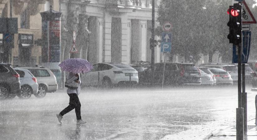 A java még csak most jön: szinte az egész ország elázhat, jégesővel és felhőszakadással – Mutatjuk a friss riasztást